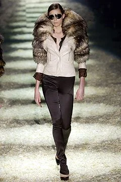 Look 25